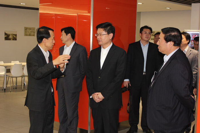 威海市委常委、統(tǒng)戰(zhàn)部長李在武視察聯(lián)橋集團