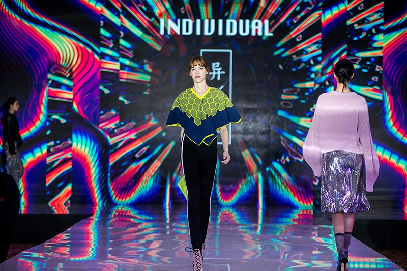 “創(chuàng)意 · 跨越 國家毛衫紗線資源共享平臺啟動儀式”在威海聯(lián)橋集團(tuán)盛裝啟幕(圖64) “創(chuàng)意 · 跨越 國家毛衫紗線資源共享平臺啟動儀式”在威海聯(lián)橋集團(tuán)盛裝啟幕(圖64)