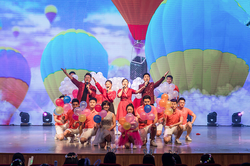 歡欣鼓舞迎新春，滿懷豪情攀高峰 | 聯(lián)橋集團2020迎新春聯(lián)歡晚會激情開演(圖5)