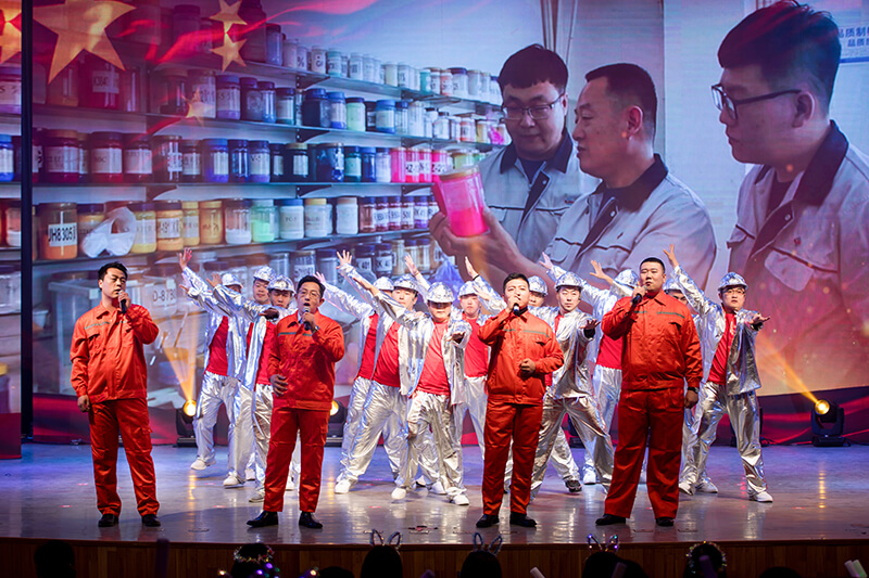 歡欣鼓舞迎新春，滿懷豪情攀高峰 | 聯(lián)橋集團2020迎新春聯(lián)歡晚會激情開演(圖35)