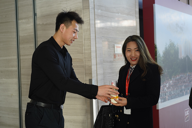 今天，花式致敬了不起的聯(lián)橋女神(圖7)